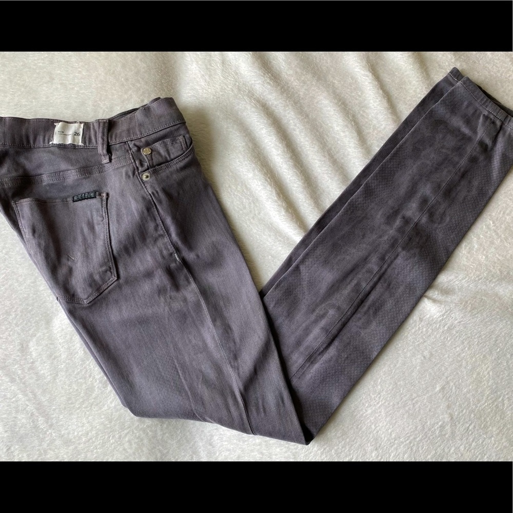 NWOT LIMITED ED NICO PYTHON HUDSON SKINNY JEANS 26